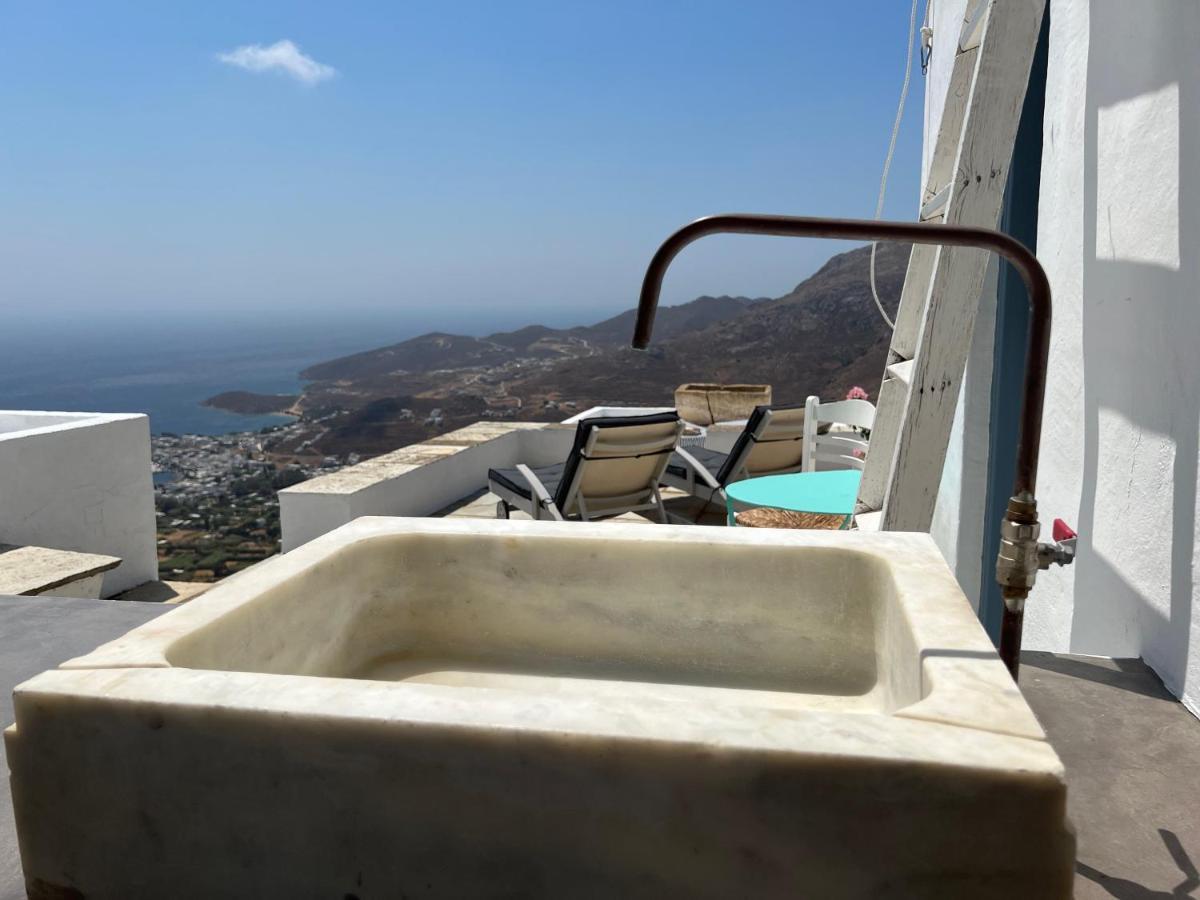 Windhouses Serifos Екстер'єр фото