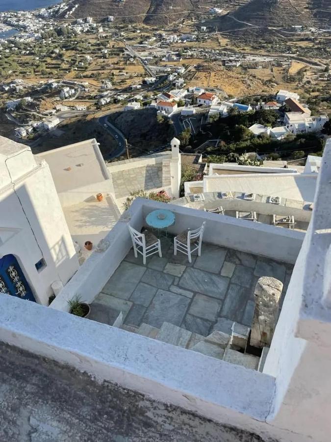 Windhouses Serifos Екстер'єр фото